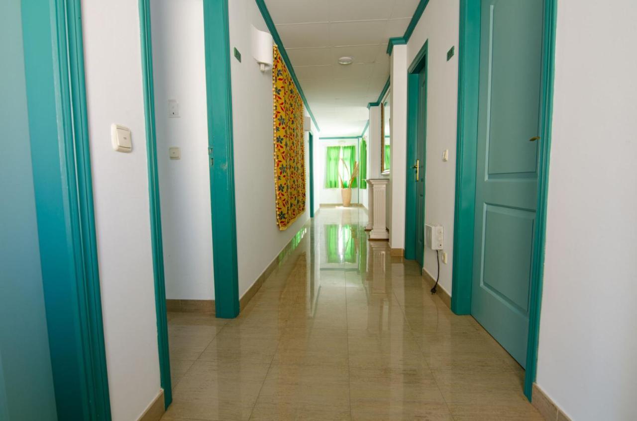 Hostal Manolo Garrucha Zewnętrze zdjęcie