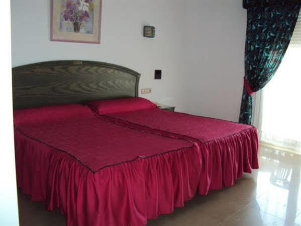 Hostal Manolo Garrucha Zewnętrze zdjęcie